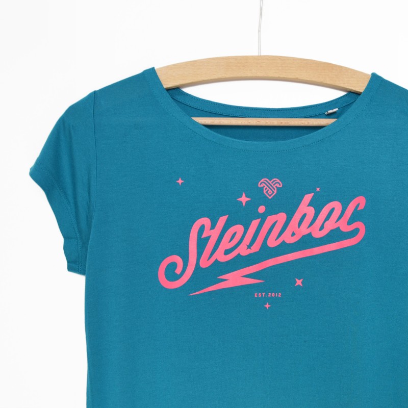 Shirt_Schriftzug-Frauen-Detail_quadrat_hp