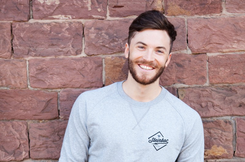 Pulli "Logo" Männer